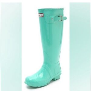 Hunter boots size 7 tiffany blue green color